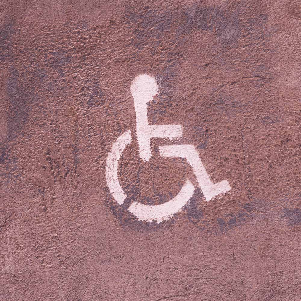 Picture of a wheelchair access sign